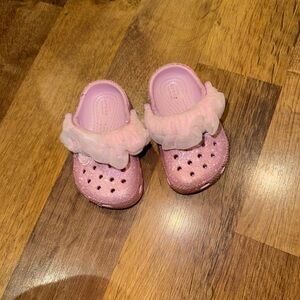 CROCS Kids Pink Glitter Clogs with Ruffle